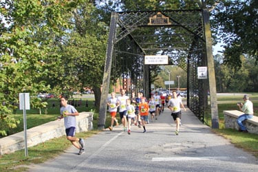 people running