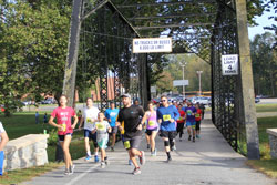 People running