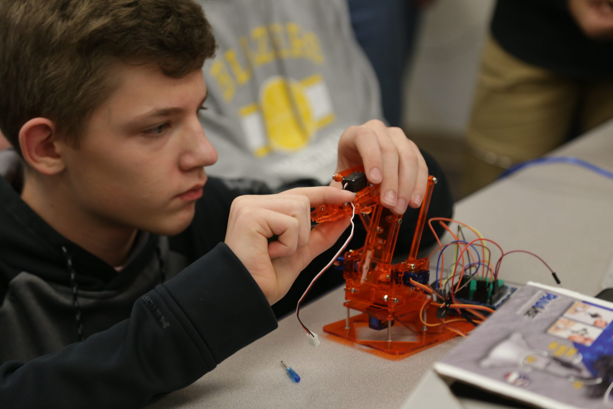 student hard wiring robot