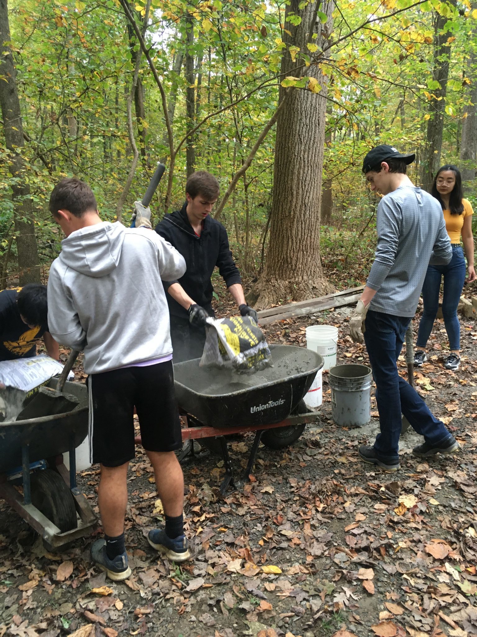 LM Students repair bridge at Black Rock Retreat 2