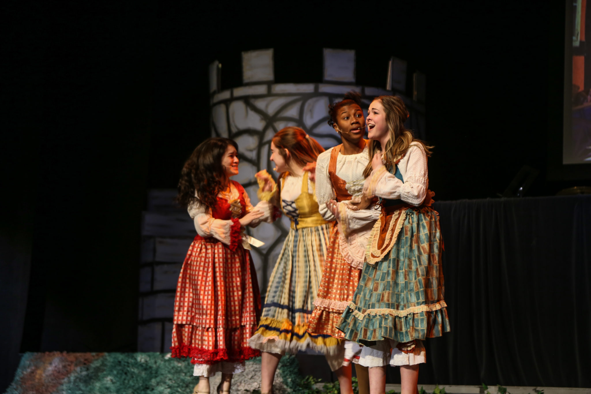 drama production of beauty & the beast