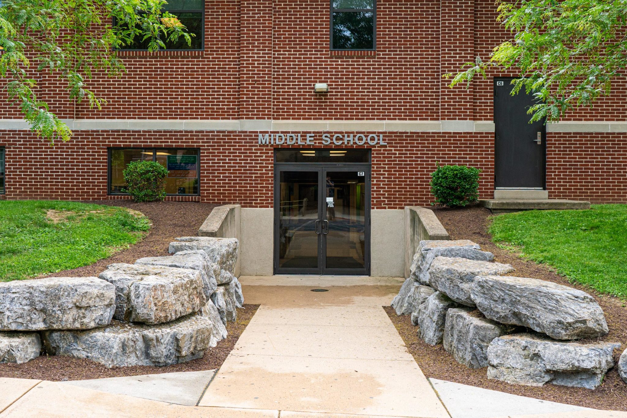 lancaster mennonite middle school entrance