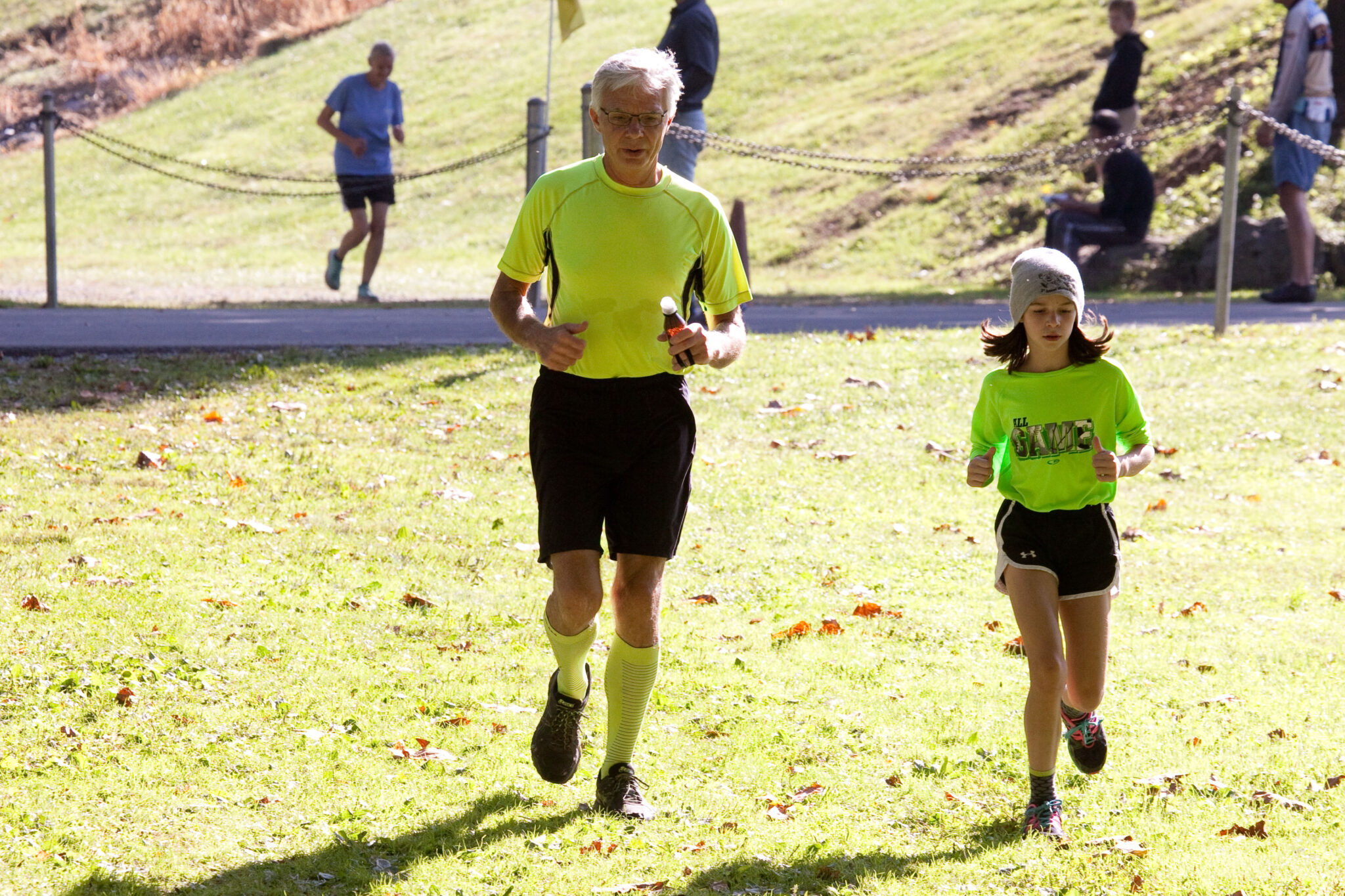 People running in the Iron Bridge Run