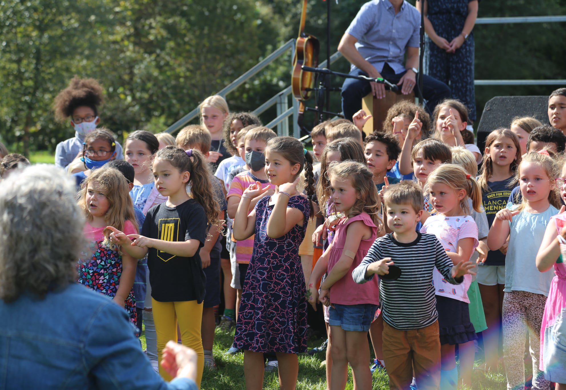 students singing