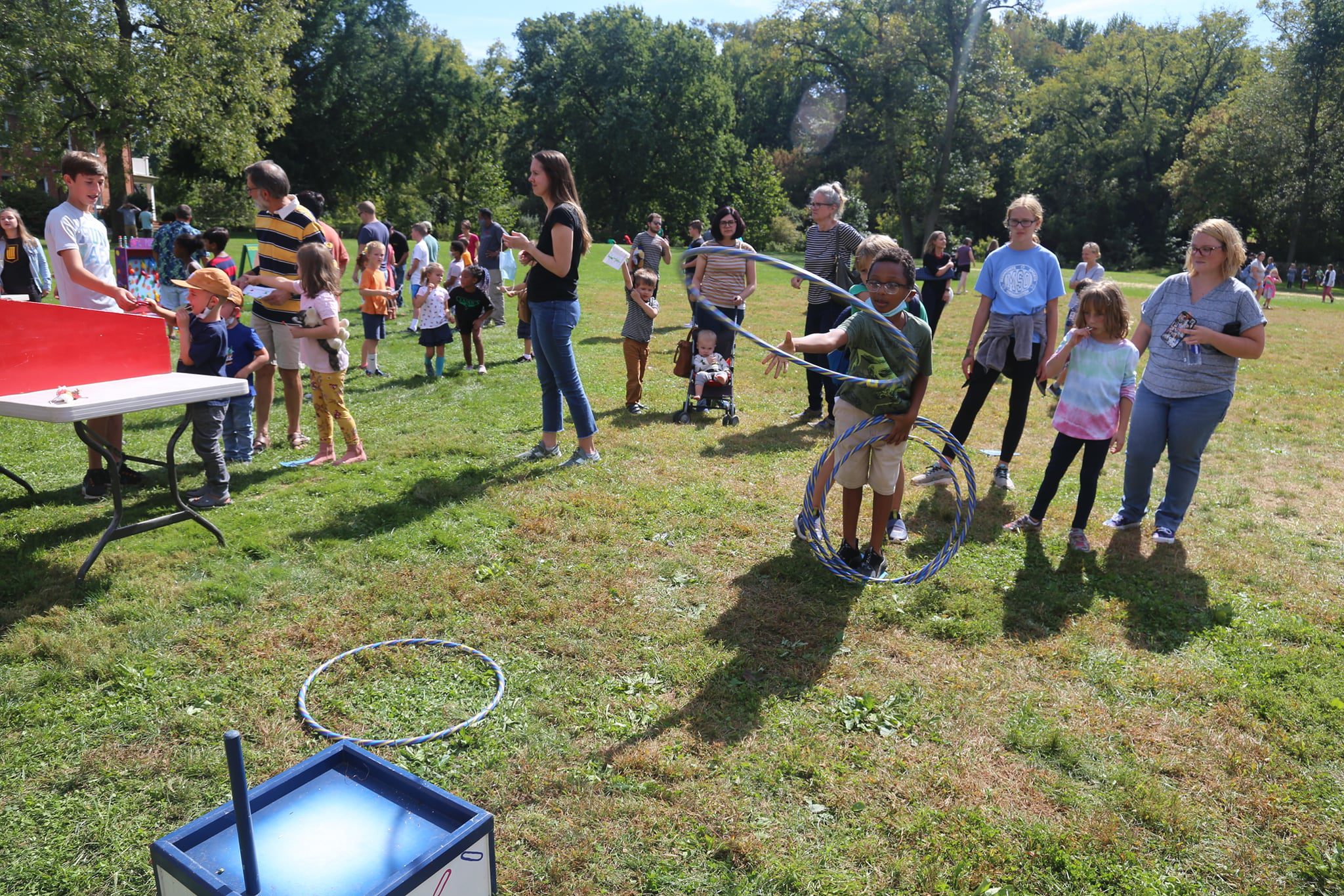 Kids throwing rings