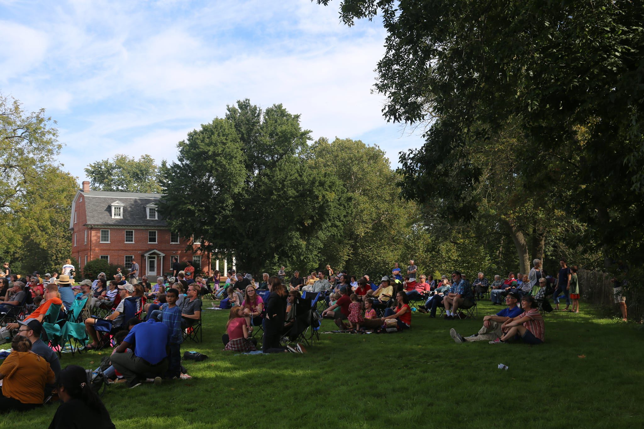 homecoming attendees