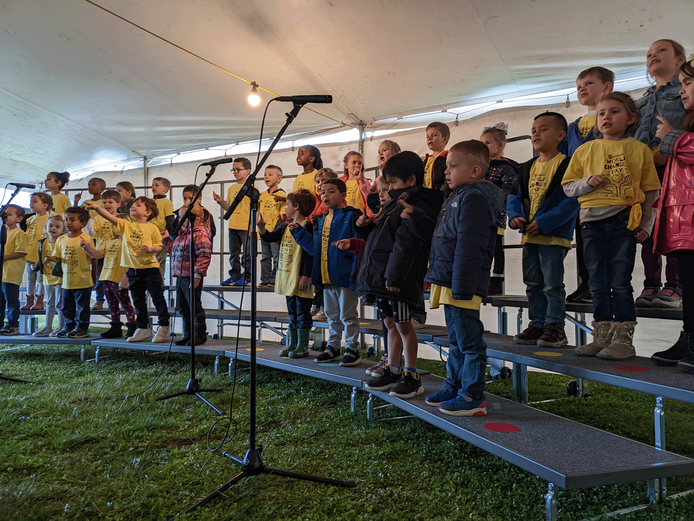 first grade chorus on risers