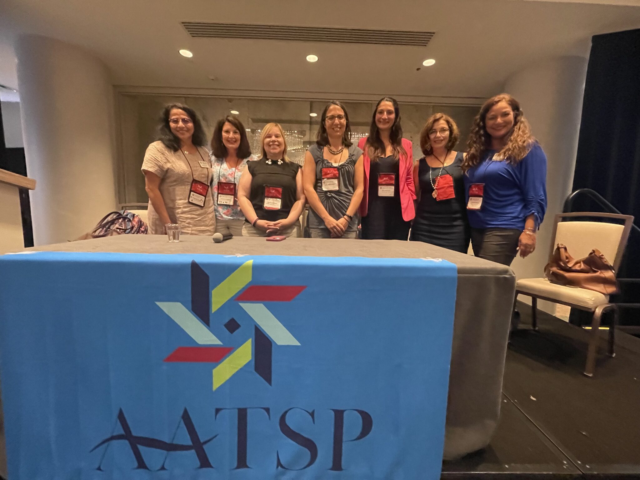 spanish immersion teachers at aatsp conference