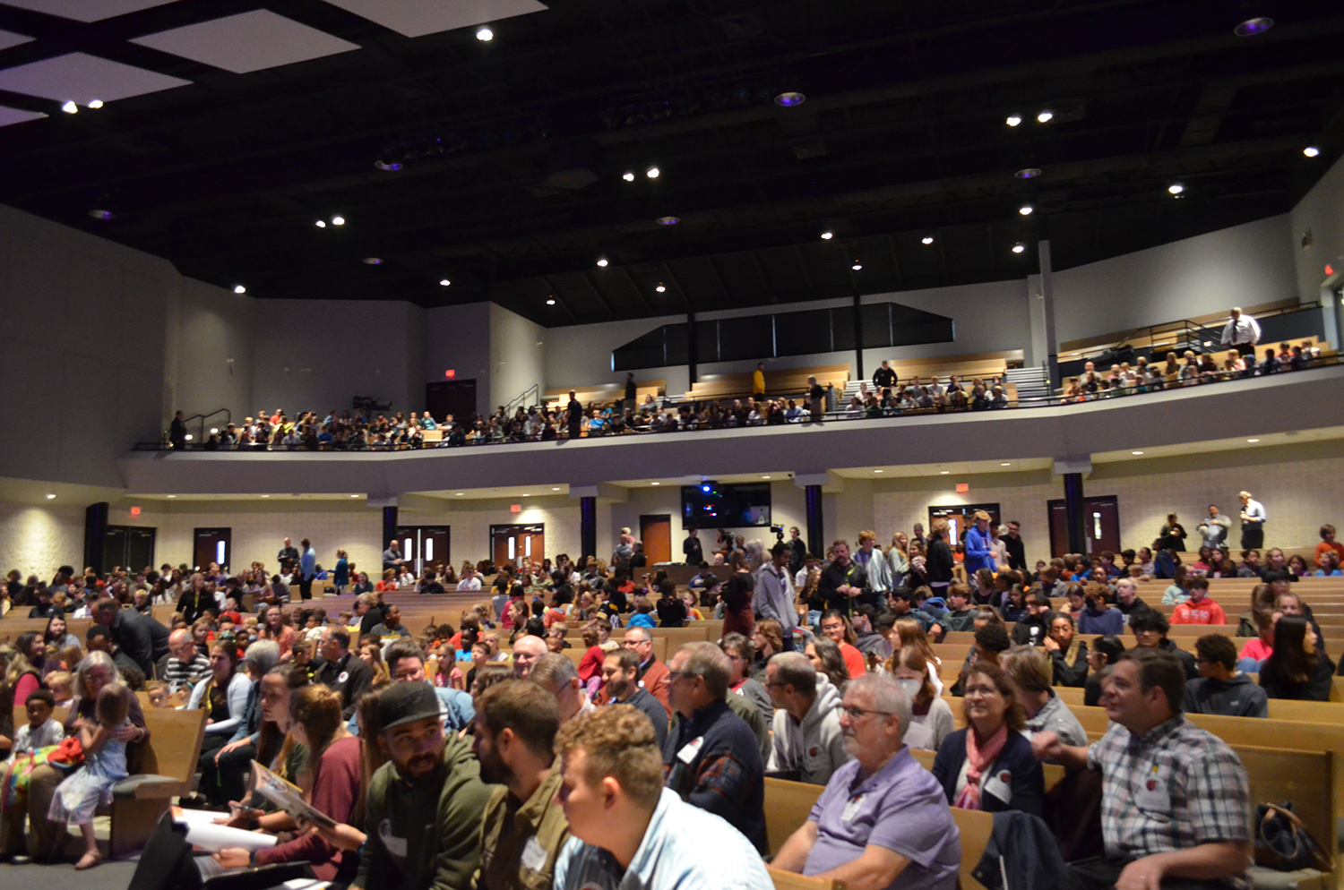 LM students and Pastors at chapel