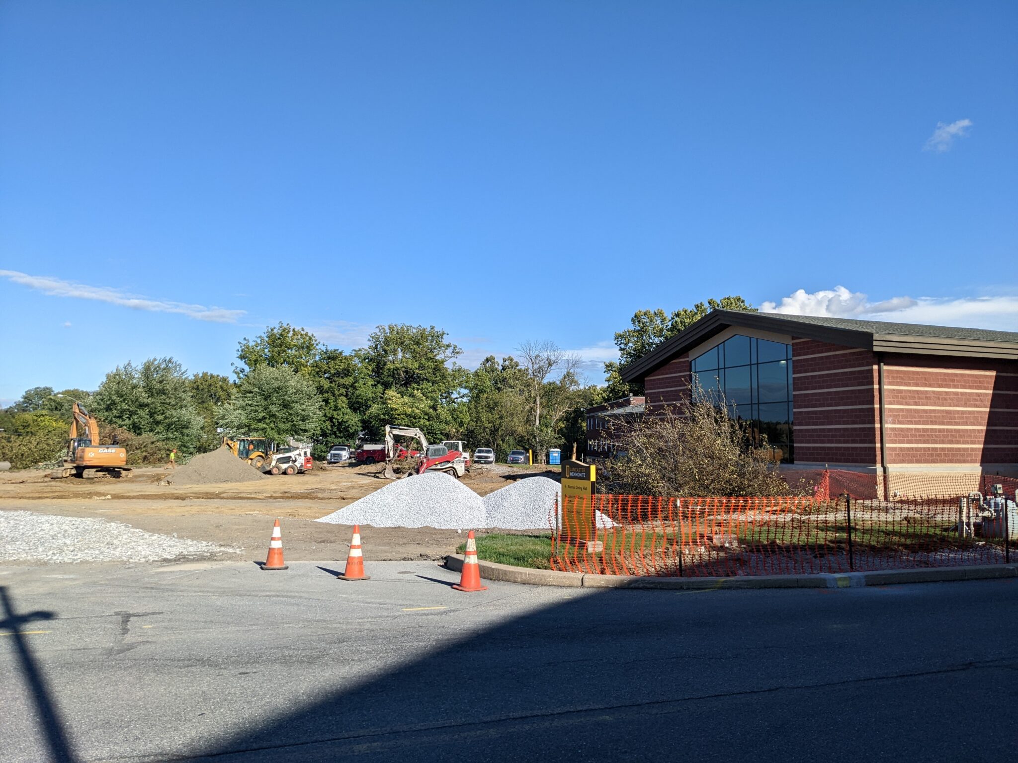 Construction on the new HS and MS entrance