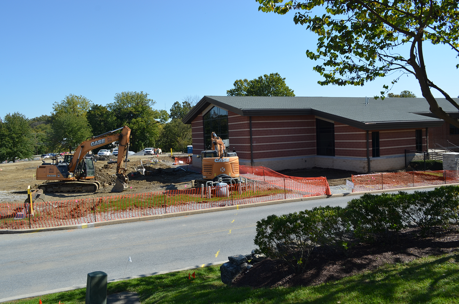 Construction of the HS/MS entrance