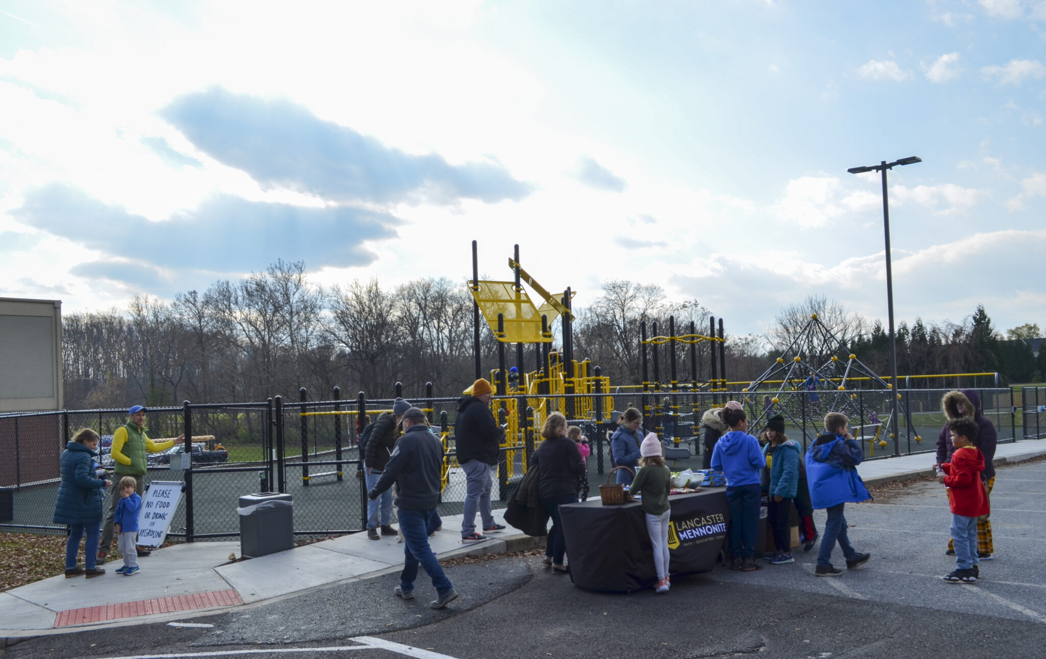 LM families at Elementary playtime.