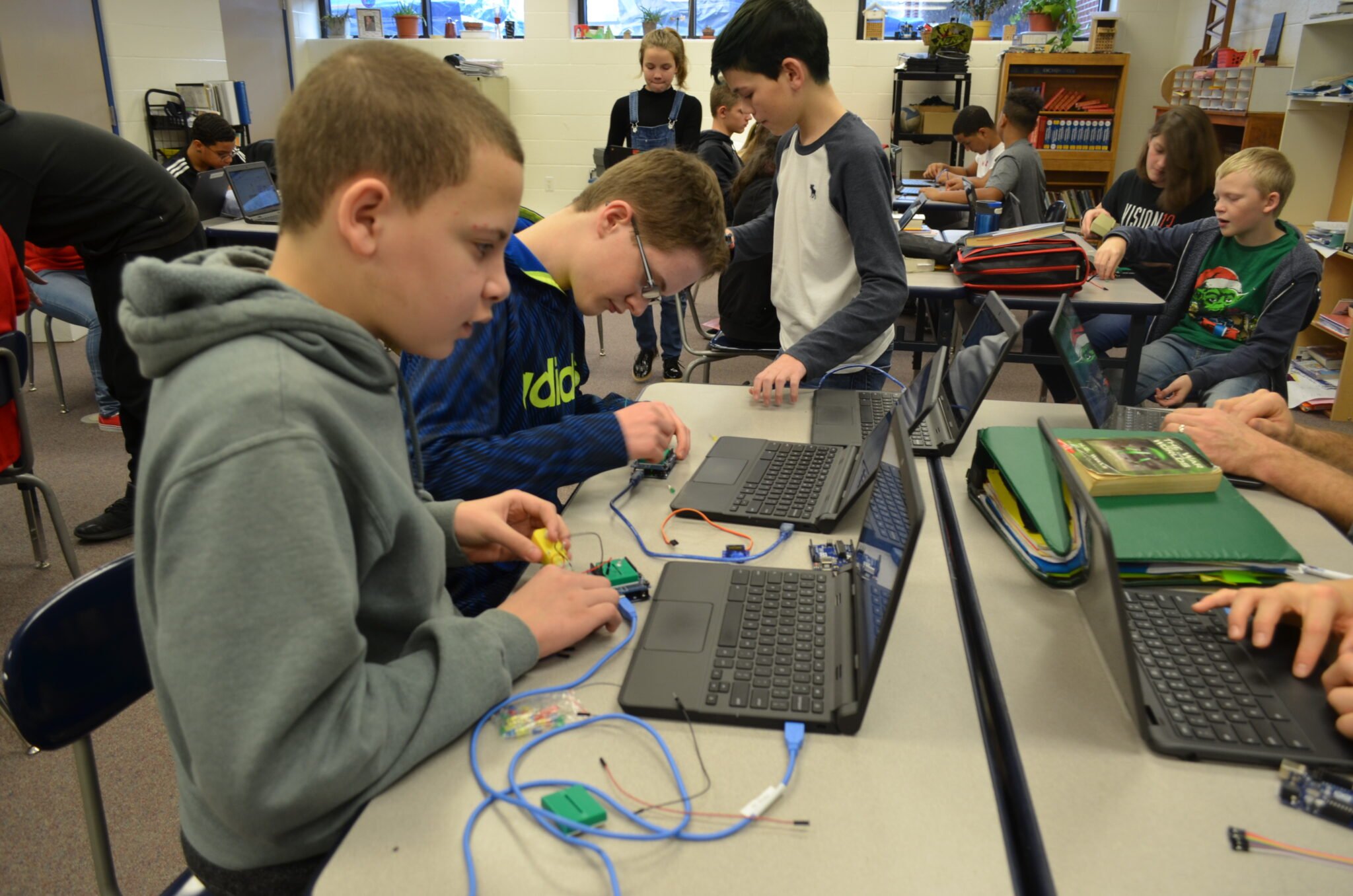 students working on computer