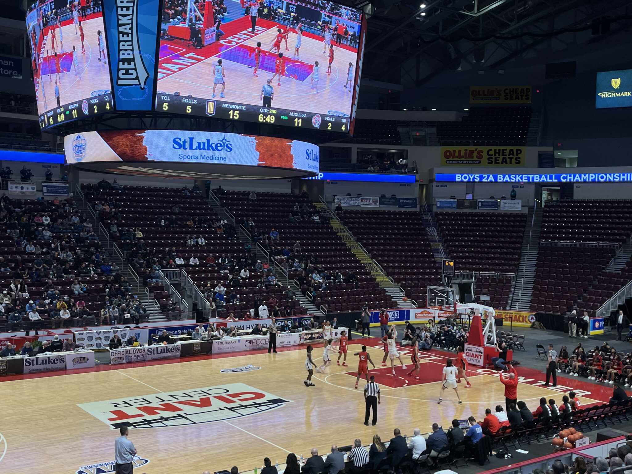 LM Boys' Basketball Team at Giant Center