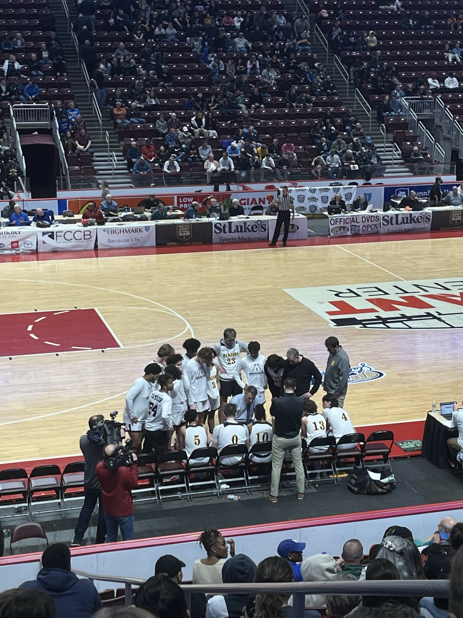 LM Boys' Basketball Team at Giant Center