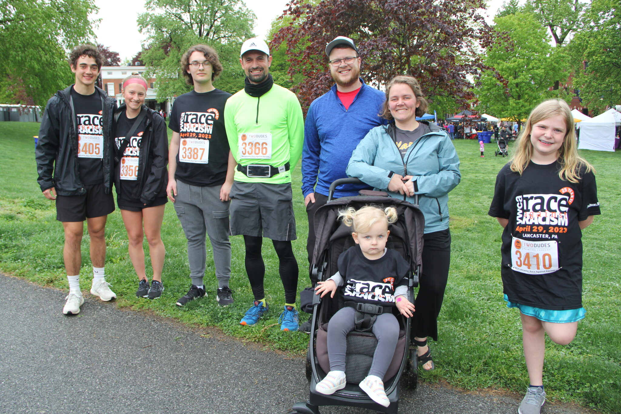 Group of LM students and faculty at Race Against Racism