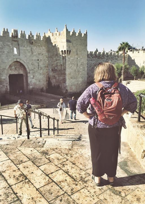 MODELING JESUS’ PEACE AND NON-VIOLENCE, AMY (YODER) MCGLOUGHLIN ‘90 ...