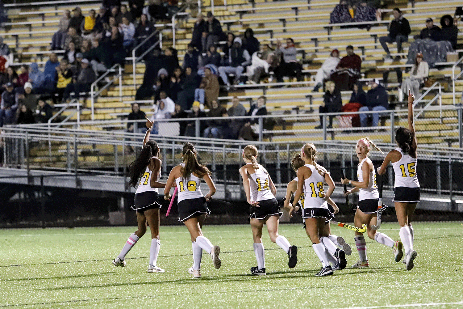 LMG girls field hockey team