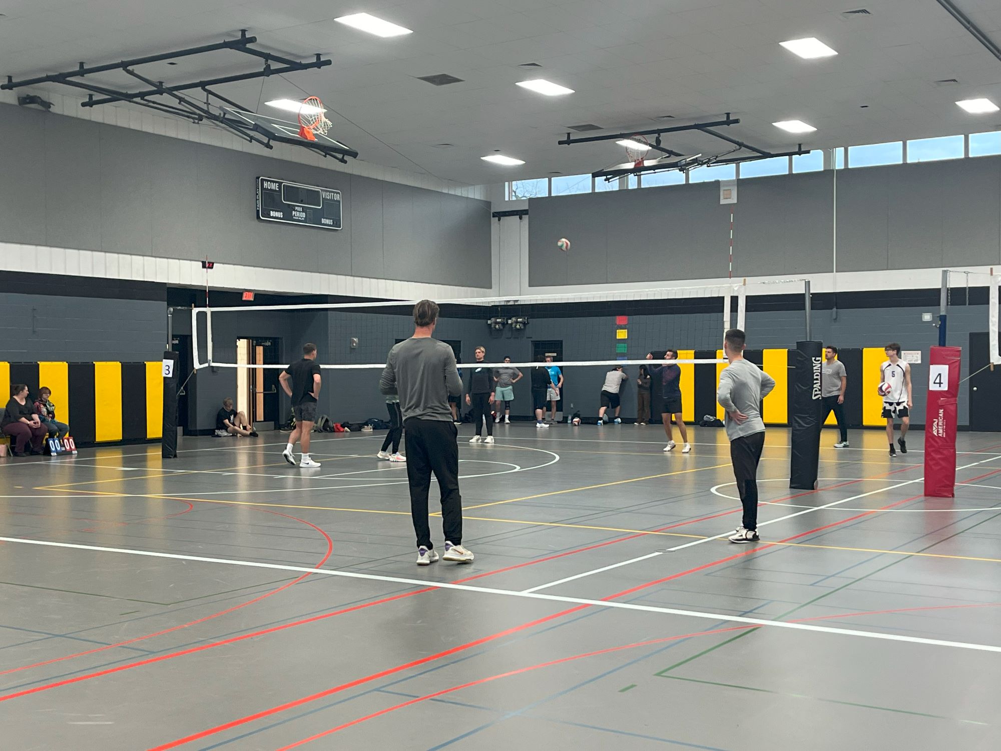players warming up at Glen Lapp Tournament