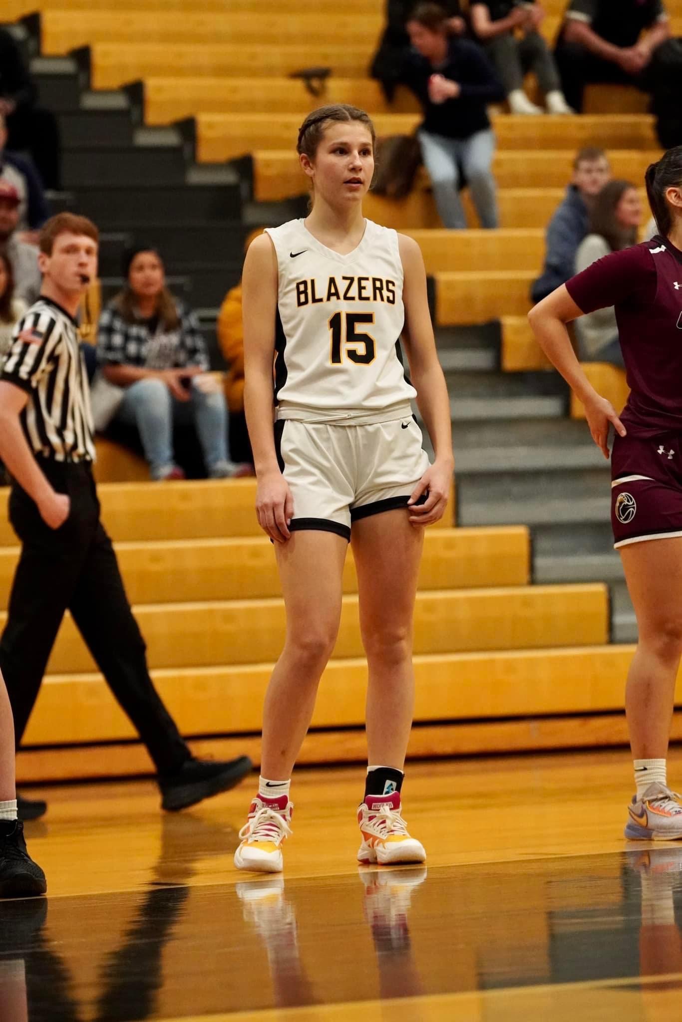 LM girls basketball player