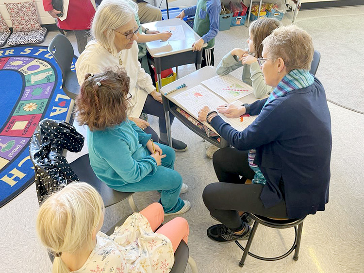 LM students and Grandparents Day attendees