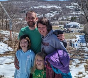 PHOTO: JESSICA BUCKWALTER’S FAMILY WATCHING THEECLIPSE IN VERMONT